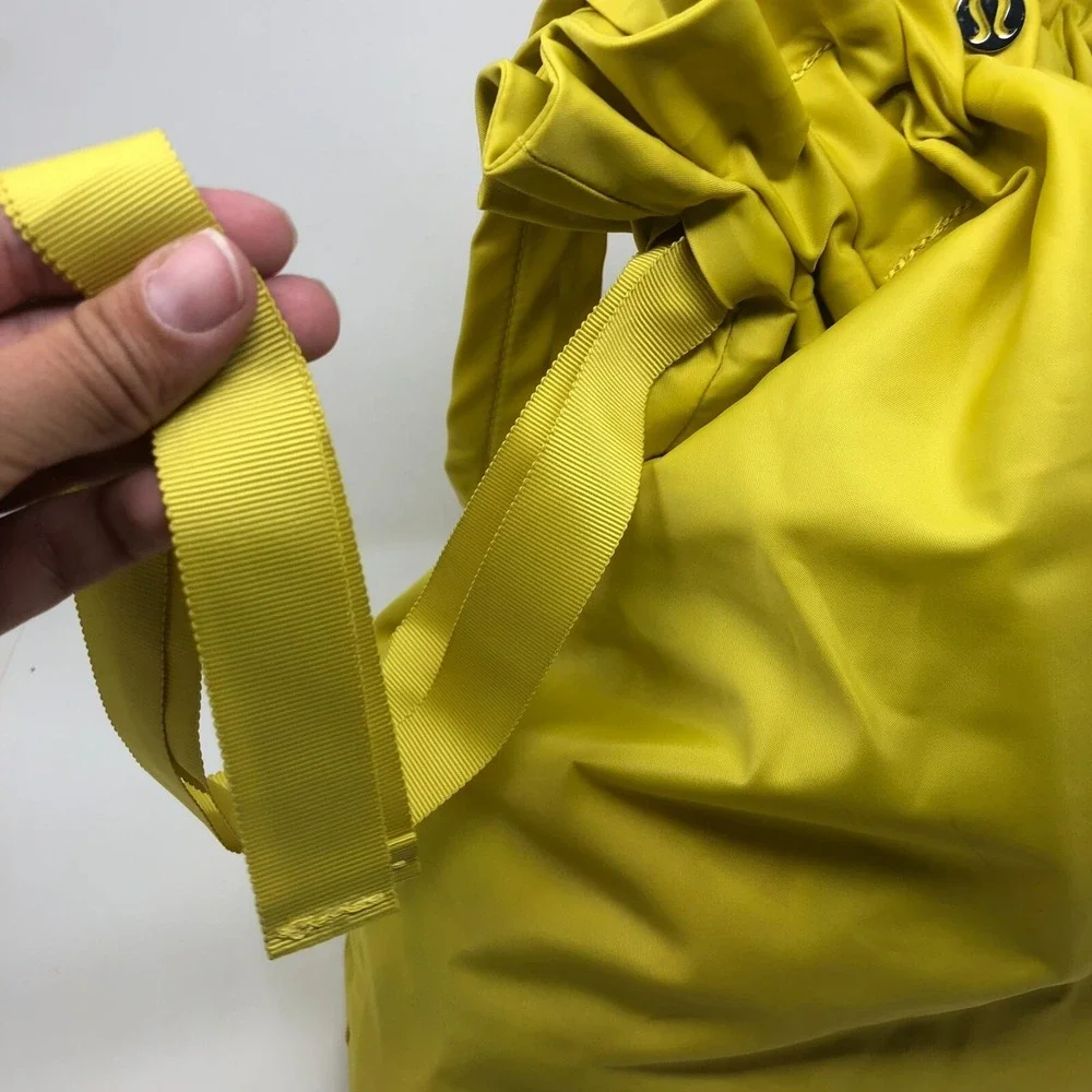 Lululemon Easy As Sunday Tote 19L Soleil Yellow Handbag Nylon Travel Casual